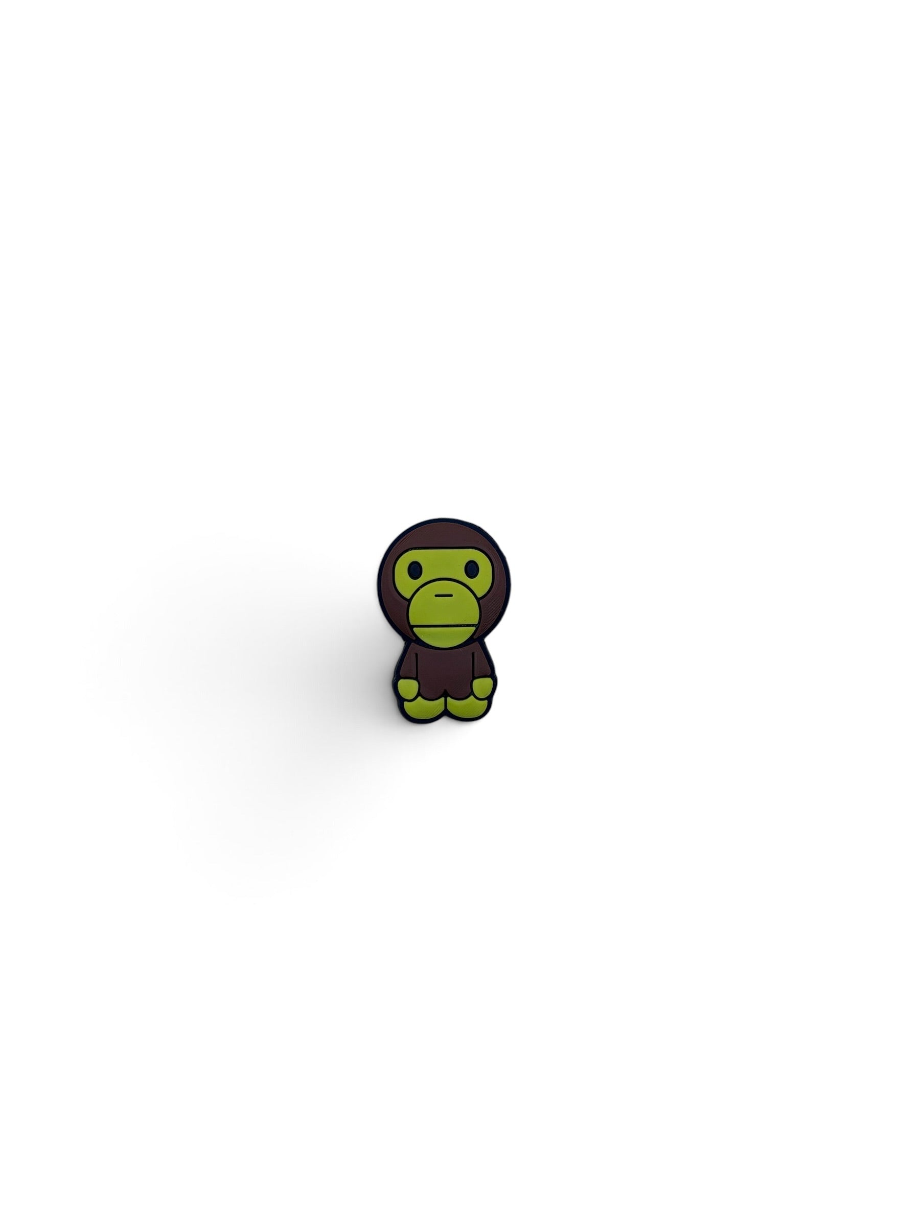 Pin’s pvc Bape