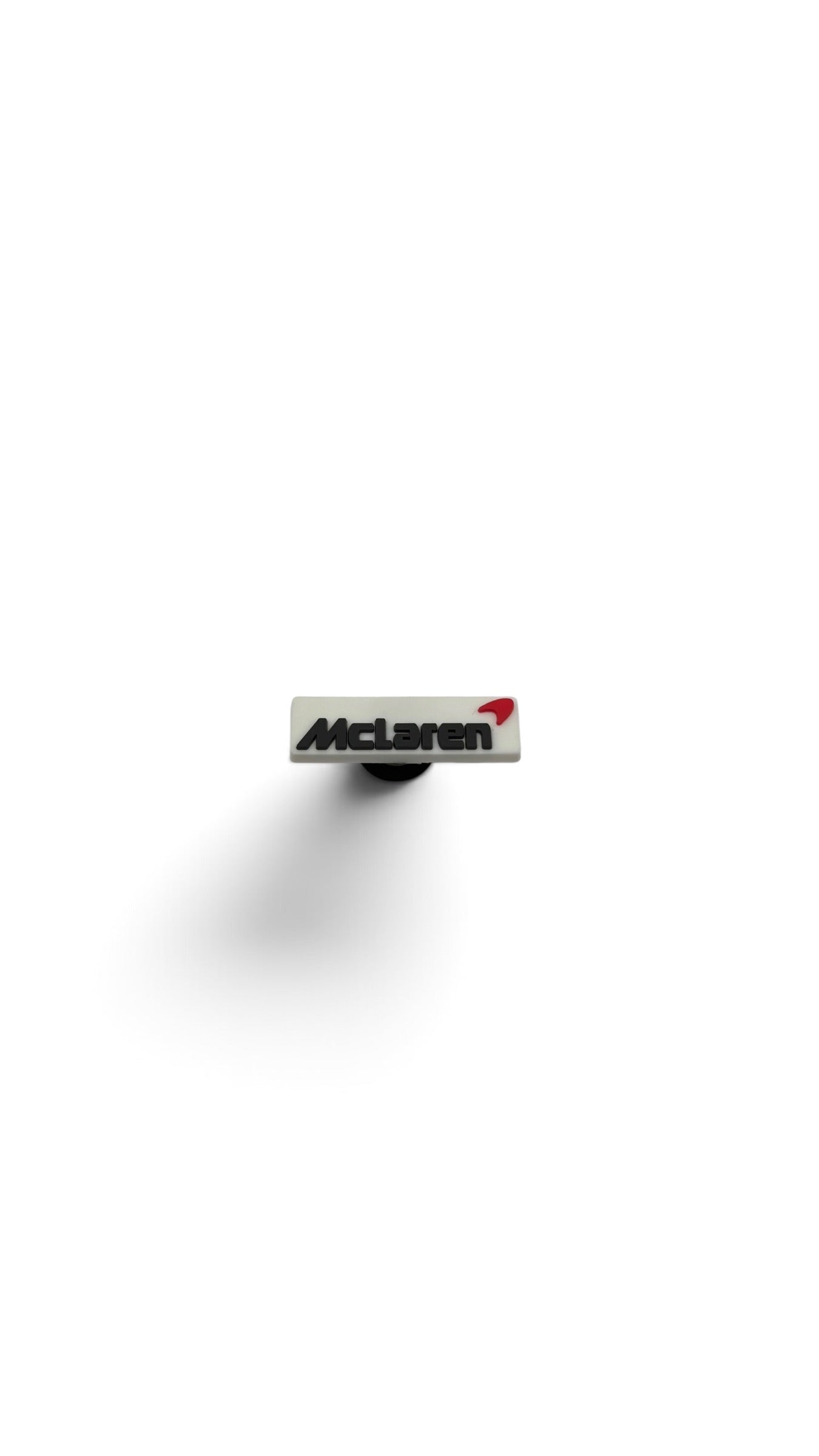 Pin’s Automobiles