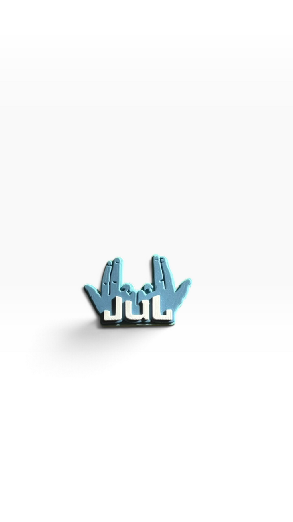 Pin’s pvc JUL