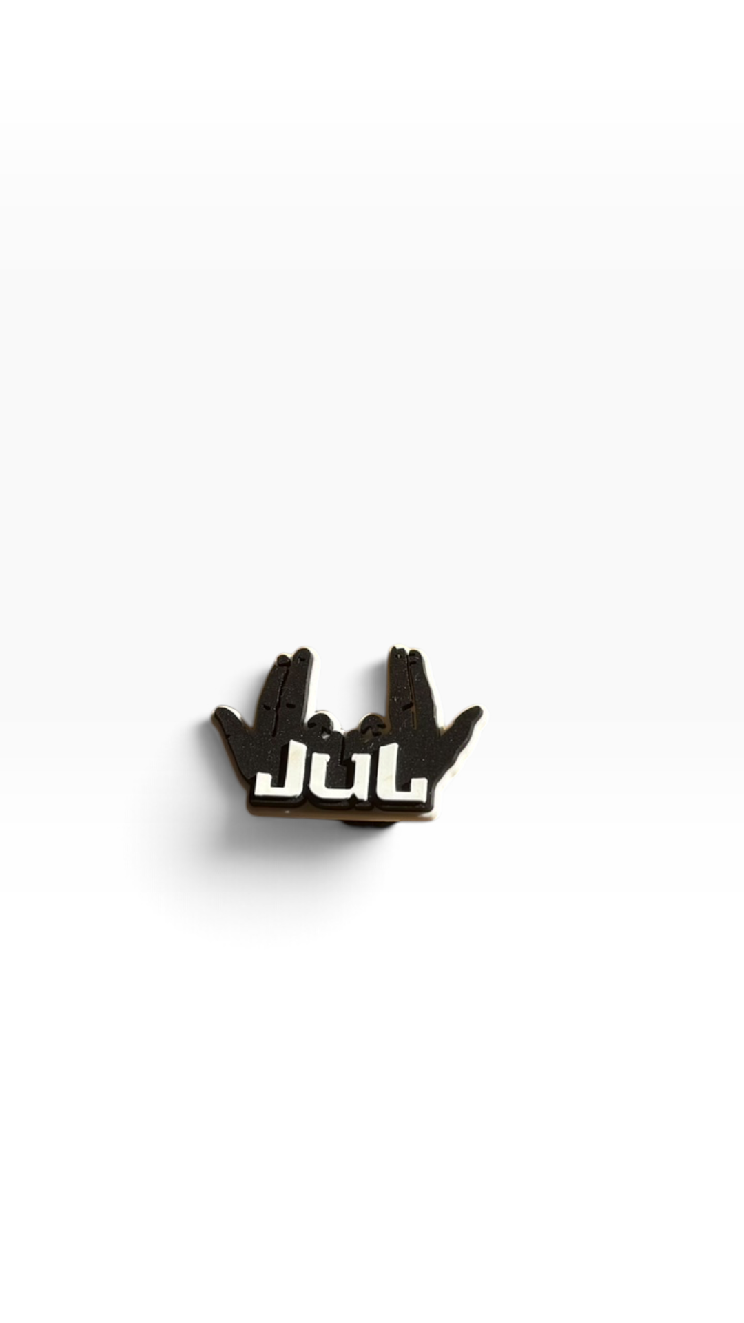 Pin’s pvc JUL